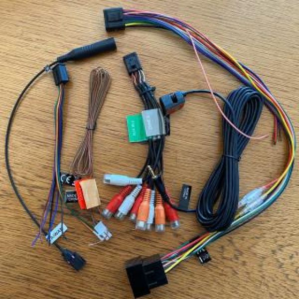 GARMIN Vieo™ universelles Anschlußkabel-Set für Radiodock RV-52