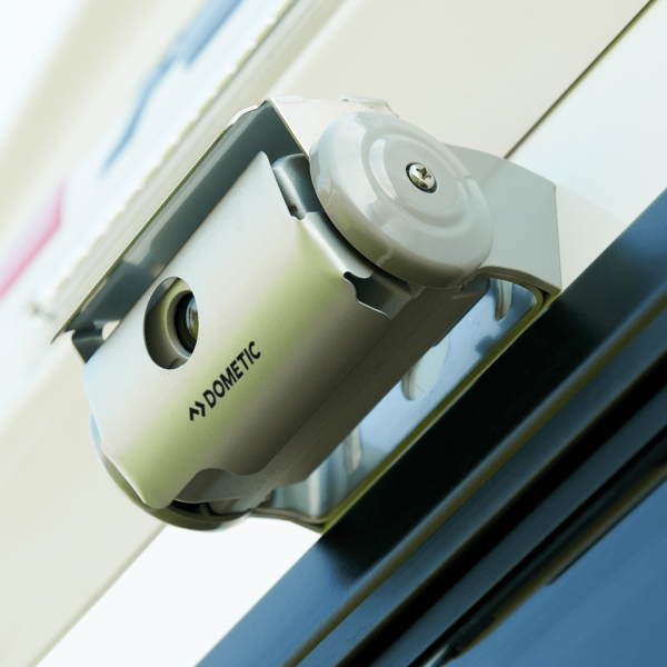 Dometic PerfectView CAM44 Farb-Doppelkamera, silber